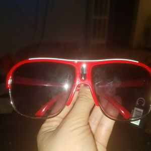 Over size red-framed sunglasses